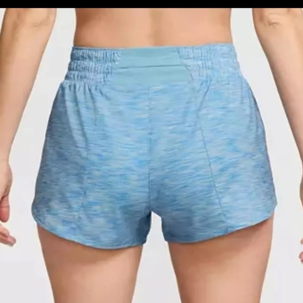 New nike womens tempo brief lined running shorts Mid Rise 3” Size small - Picture 2 of 6